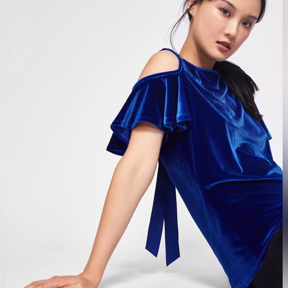 Ted Baker Women’s Stellah Frill Cold Shoulder Cobalt Blue Velvet Top US sz 0 - 2